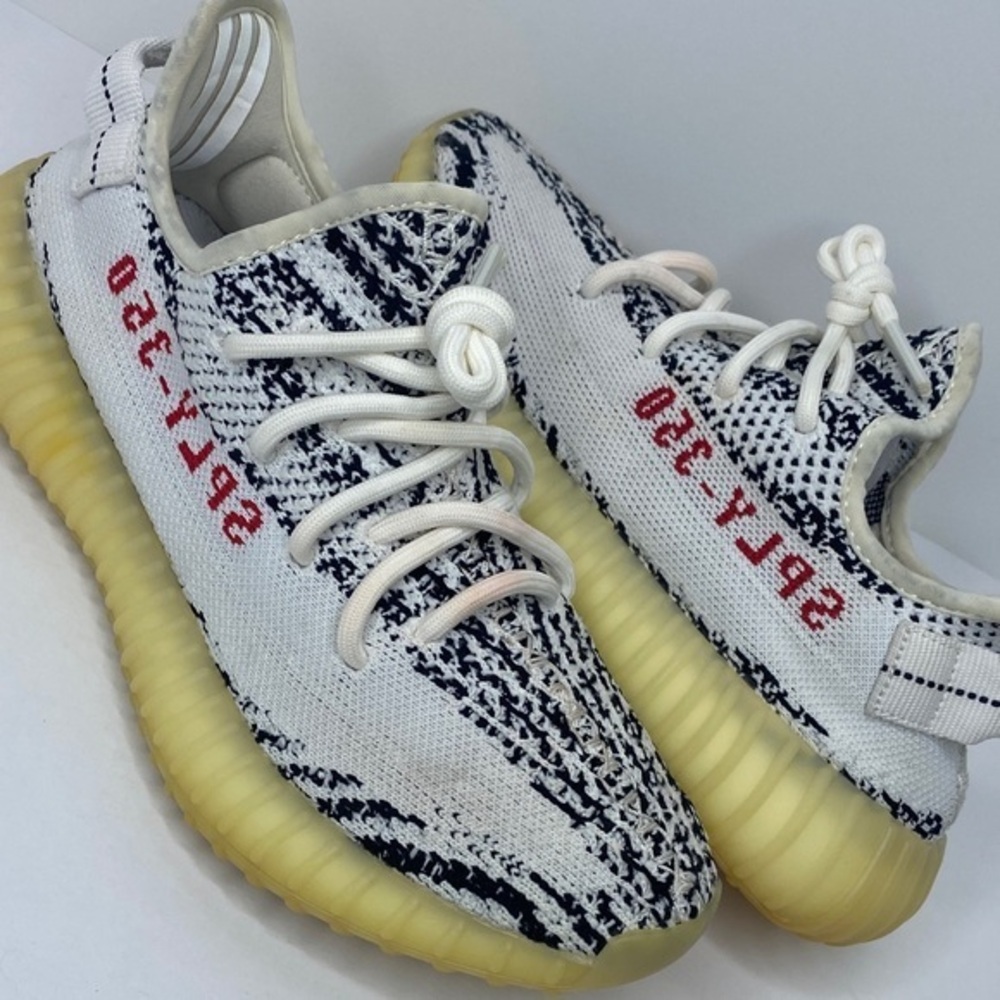 Adidas Yeezy Boost 350 V2 Zebra